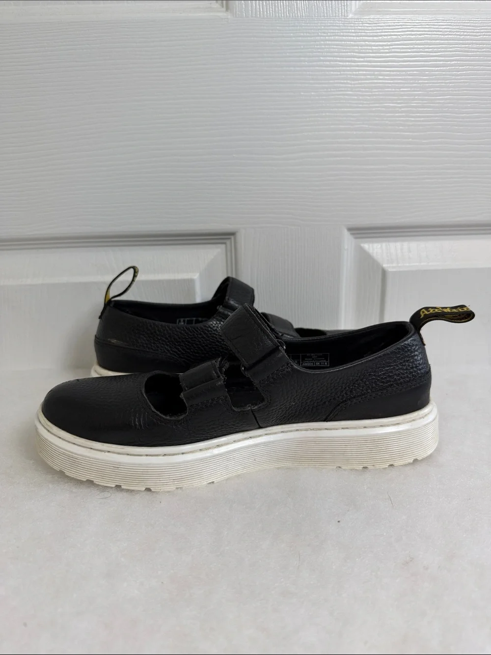 Dr. Doc Martens Mary Jane Leather Mae Platform Sneakers Women's Large 8